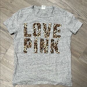 Gray T-Shirt with Leopard Print 'LOVE PINK'